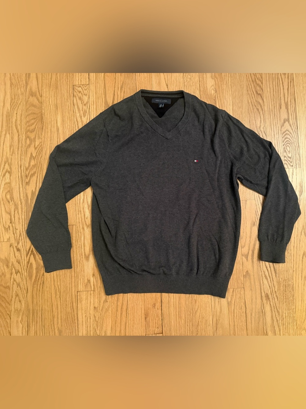 Mens Tommy Hilfiger V-Neck Sweater Pullover Size Large Charcoal Gray Cotton